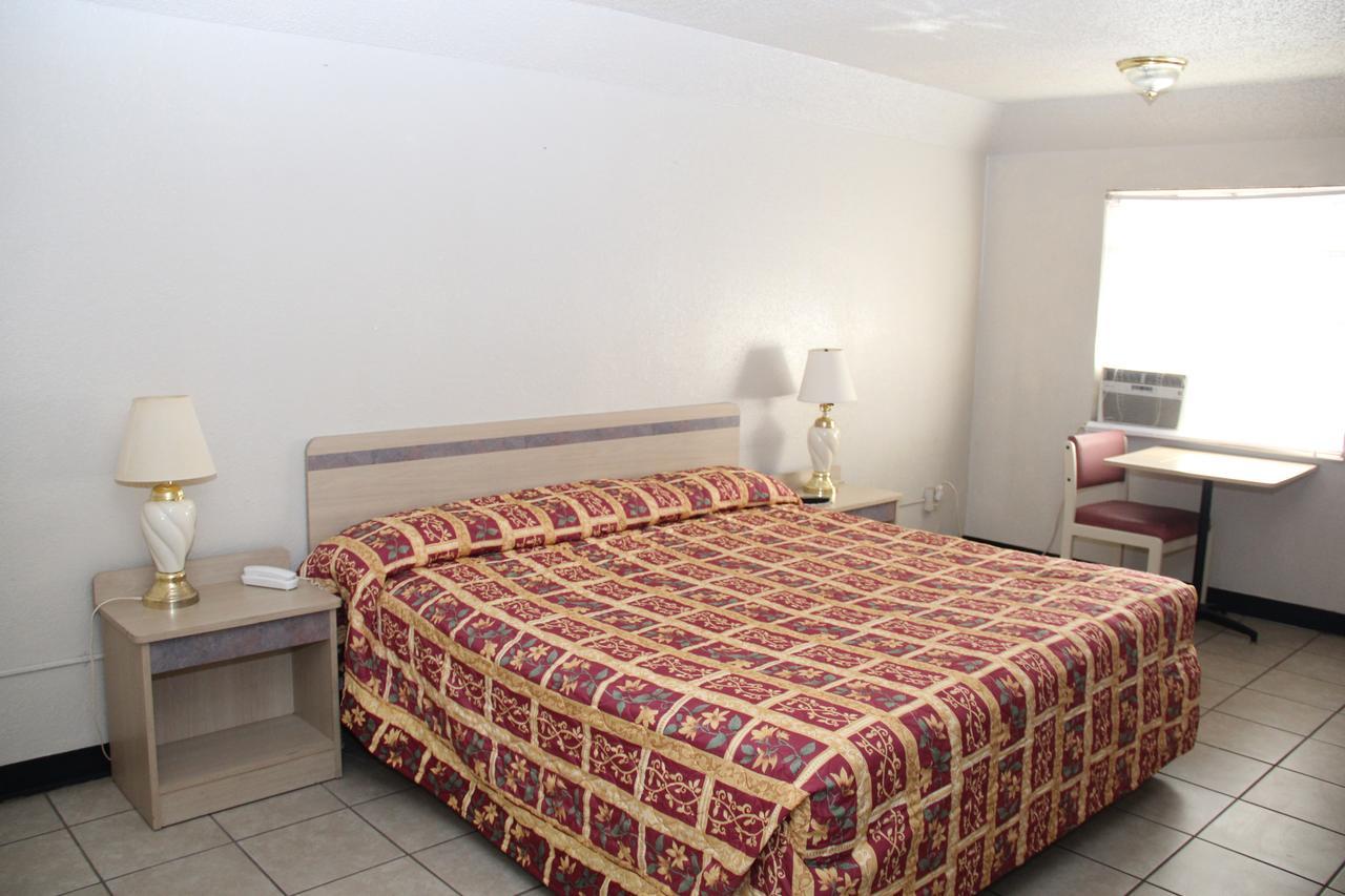 Super Lodge Motel El Paso Bagian luar foto