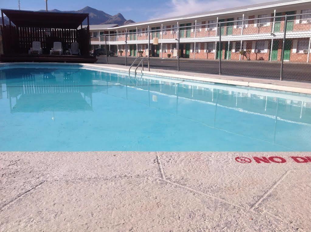 Super Lodge Motel El Paso Bagian luar foto